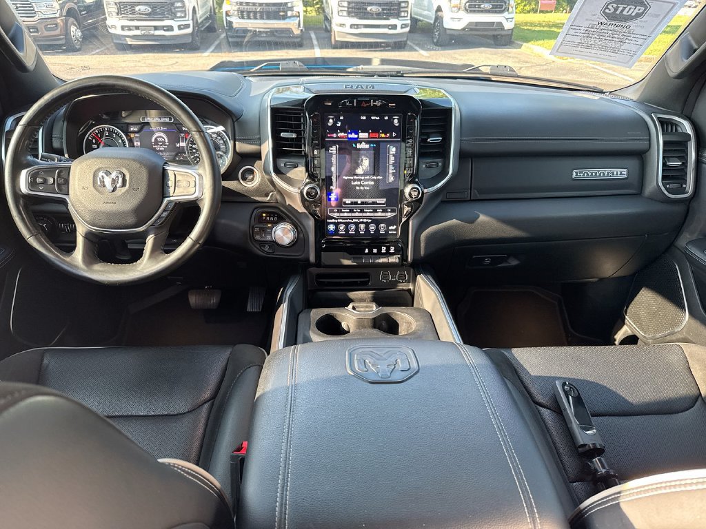 Used 2021 RAM 1500 Laramie AWD/4WD image 10