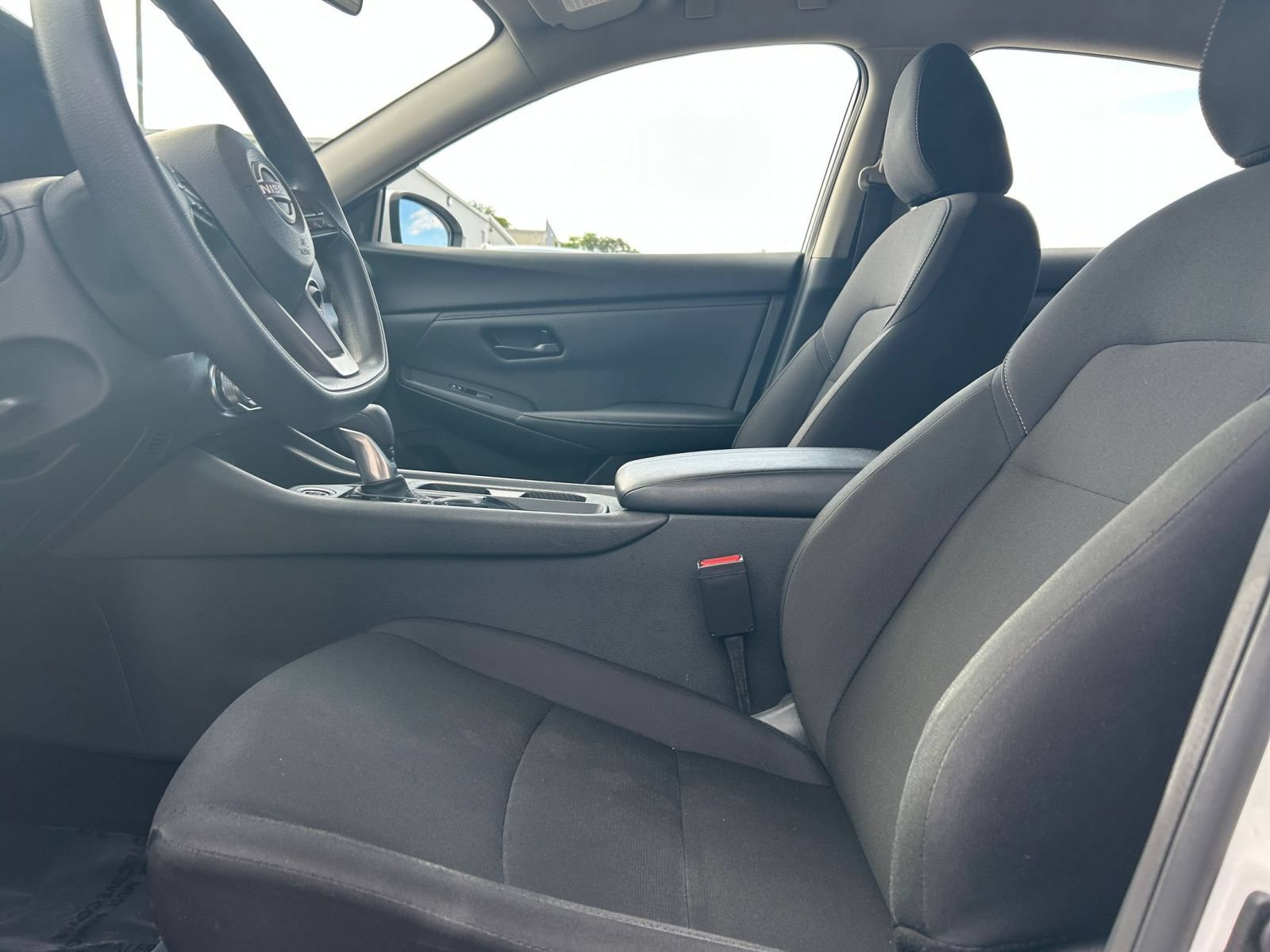 Used 2025 Nissan Sentra S FWD image 21