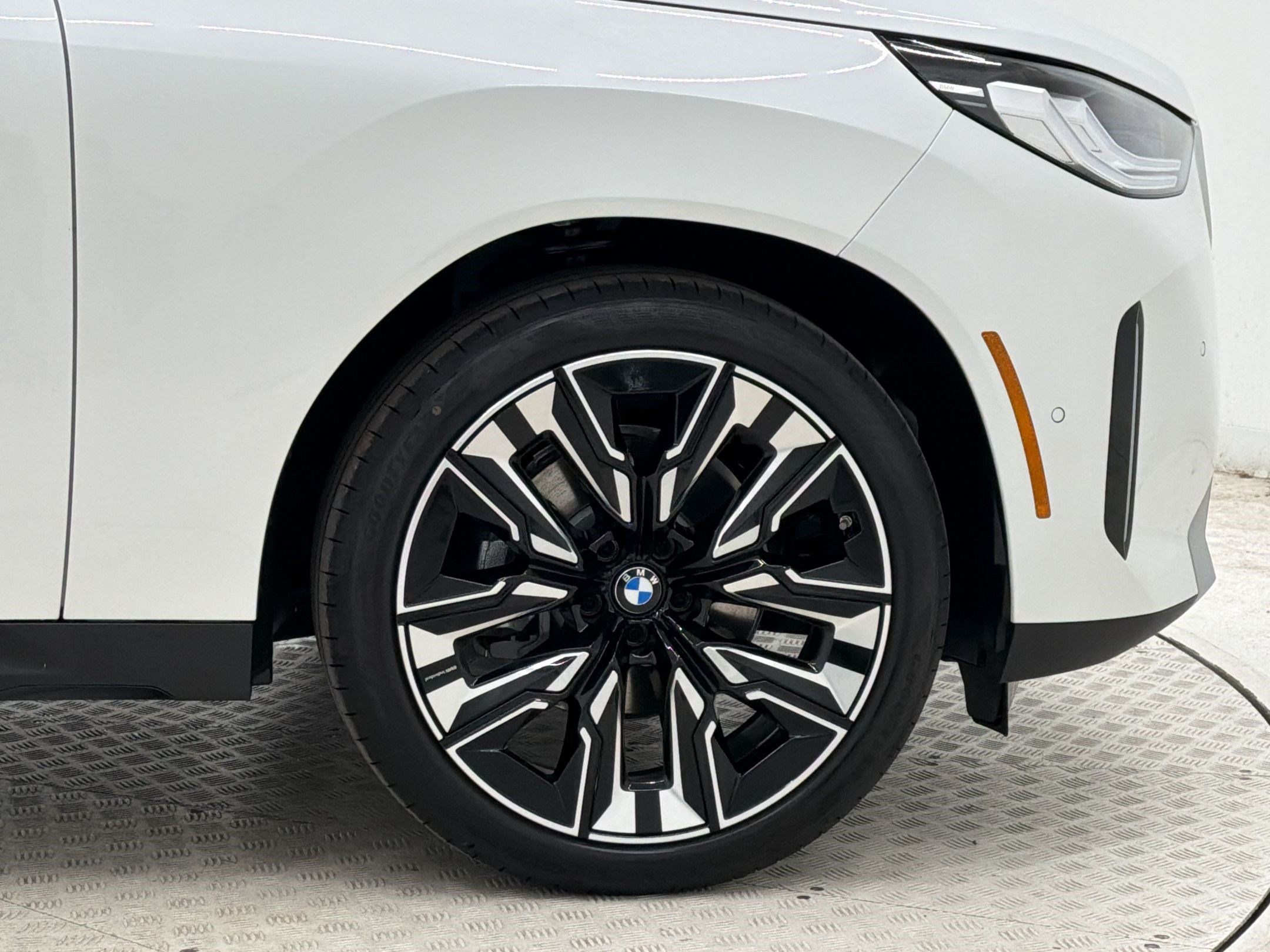 New 2026 BMW X3 xDrive30i w/ Premium Package AWD/4WD image 12