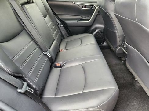 Used 2021 Toyota RAV4 XLE Premium FWD image 31