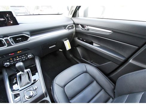 New 2025 MAZDA CX-5 AWD 2.5 S w/ Premium Plus Pkg image 10