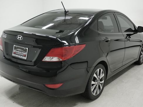 Used 2017 Hyundai Accent Value Edition FWD image 2