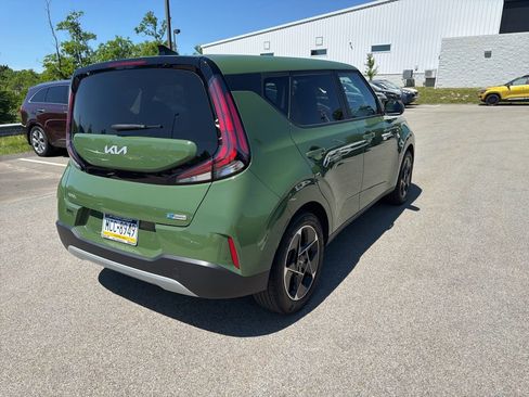 Certified 2023 Kia Soul EX FWD image 7