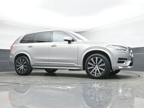 Used 2023 Volvo XC90 B5 Plus AWD/4WD image 37