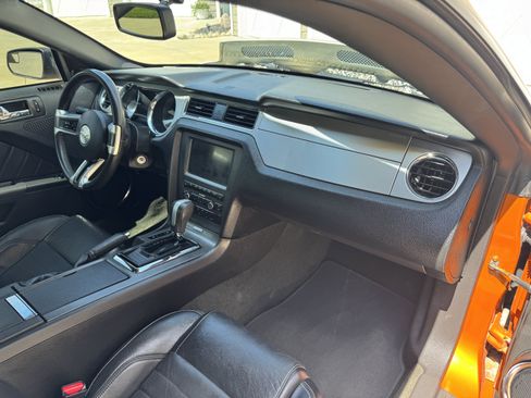 Used 2014 Ford Mustang GT Premium w/ Electronics Package RWD image 19