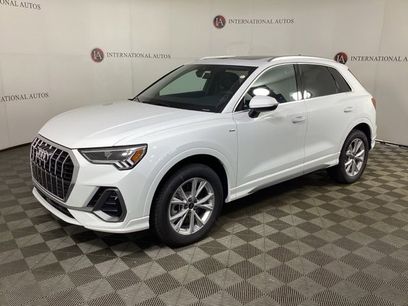 New 2025 Audi Q3 2.0T Premium