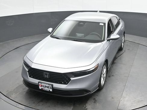 Used 2024 Honda Accord LX image 33