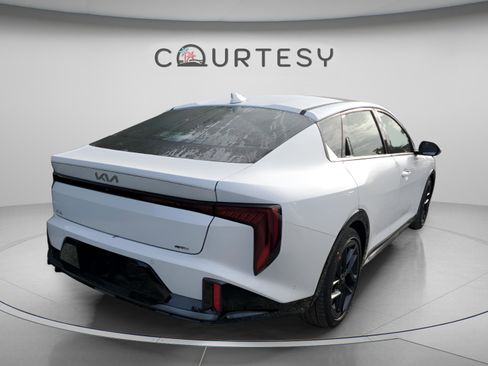 New 2026 Kia K4 GT-Line Turbo FWD image 3