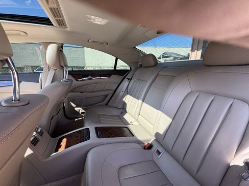 Used 2014 Mercedes-Benz CLS 550 image 25