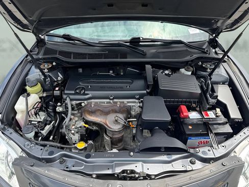 Used 2008 Toyota Camry LE FWD image 25