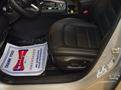 New 2025 MAZDA CX-5 AWD 2.5 S w/ Premium Plus Pkg image 15