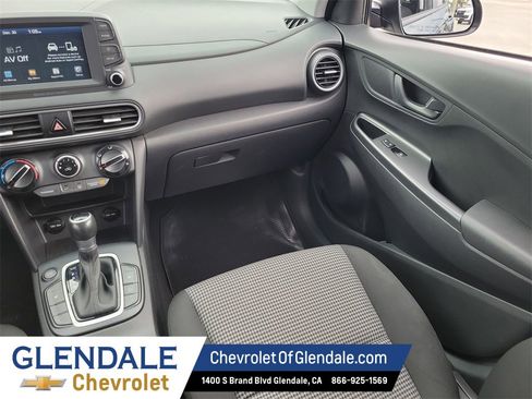 Used 2018 Hyundai Kona SEL w/ SEL Tech Package 02 image 25