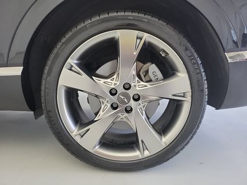 Used 2024 Genesis GV80 3.5T w/ Prestige Package AWD/4WD image 12