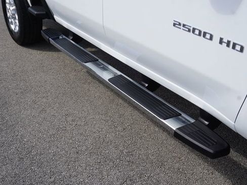 Used 2024 Chevrolet Silverado 2500 LT w/ Convenience Package image 22