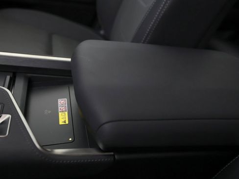 Used 2025 Lexus GX 550 image 41