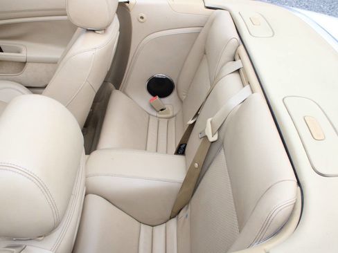 Used 2011 Jaguar XK Convertible image 28