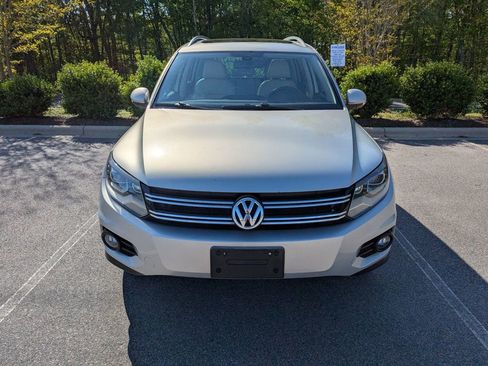 Used 2013 Volkswagen Tiguan SEL image 3