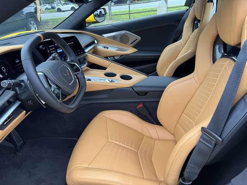 Used 2026 Chevrolet Corvette Stingray Premium Conv w/ Z51 Performance Package RWD image 16