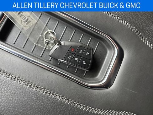 Certified 2023 GMC Yukon Denali image 40