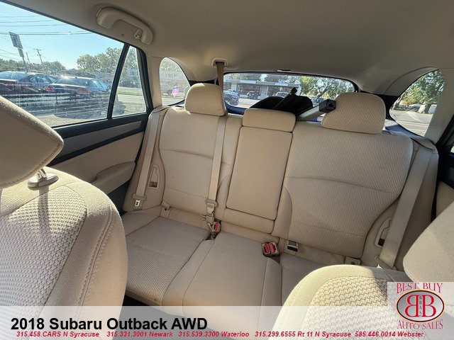 Used 2018 Subaru Outback 2.5i Premium AWD/4WD image 23