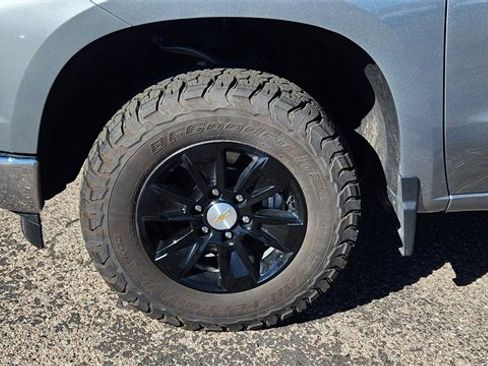 Used 2025 Chevrolet Silverado 1500 LT w/ Protection Package image 12