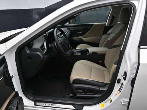 Used 2019 Lexus ES 350 w/ Premium Package FWD image 9