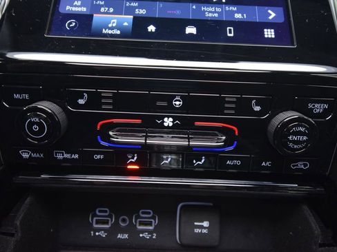 Used 2021 Jeep Grand Cherokee L Laredo w/ Luxury Tech Group I image 34