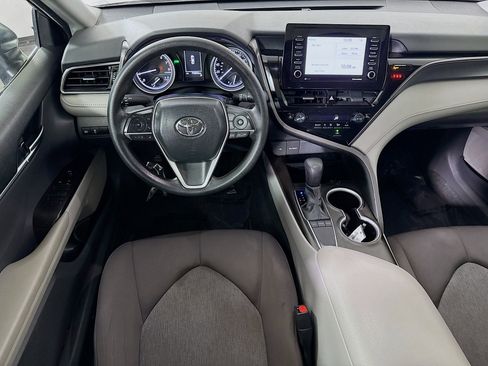 Used 2024 Toyota Camry LE w/ Convenience Package image 17