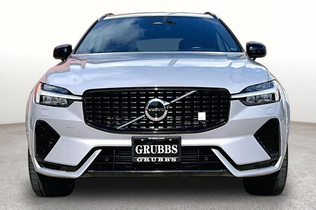 Certified 2023 Volvo XC60 T8 Polestar AWD/4WD image 4