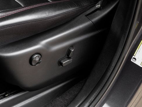 Used 2021 Dodge Durango R/T w/ Blacktop Package image 42