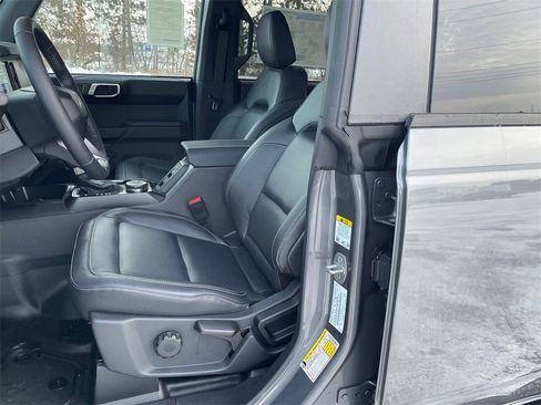 New 2025 Ford Bronco Big Bend w/ Black Diamond Package image 10