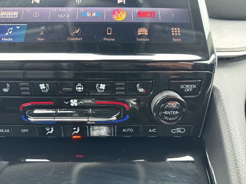 Used 2023 Jeep Grand Cherokee L Limited w/ Luxury Tech Group II image 32