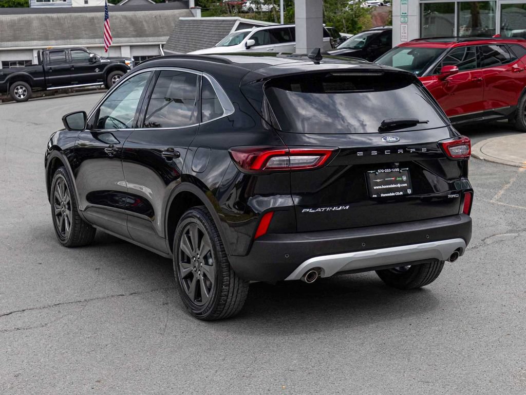 Used 2024 Ford Escape Platinum AWD/4WD image 6