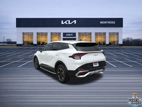 Certified 2023 Kia Sportage LX AWD/4WD image 7