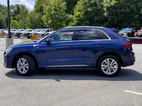 Used 2025 Audi Q3 2.0T Premium w/ Convenience Package AWD/4WD image 3