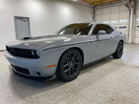 Used 2022 Dodge Challenger GT w/ Driver Convenience Group image 8