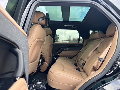 New 2026 Land Rover Range Rover Sport SE image 11