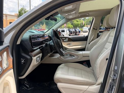 Used 2022 Mercedes-Benz GLS 450 4MATIC image 25