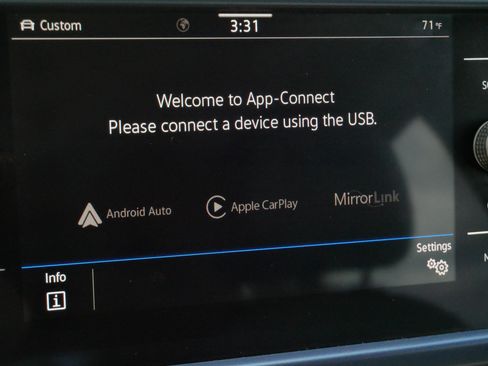Certified 2023 Volkswagen Taos SE AWD/4WD image 32