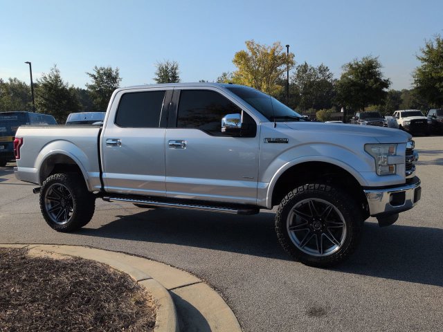 Used 2015 Ford F150 Lariat w/ Equipment Group 502A Luxury RWD image 2