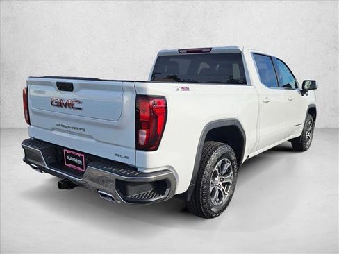 New 2026 GMC Sierra 1500 SLE w/ X31 Off-Road Package image 2
