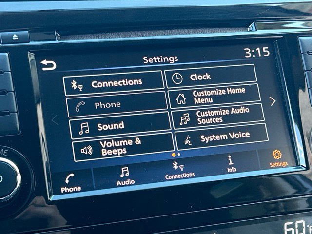 Used 2018 Nissan Rogue SV AWD/4WD image 56