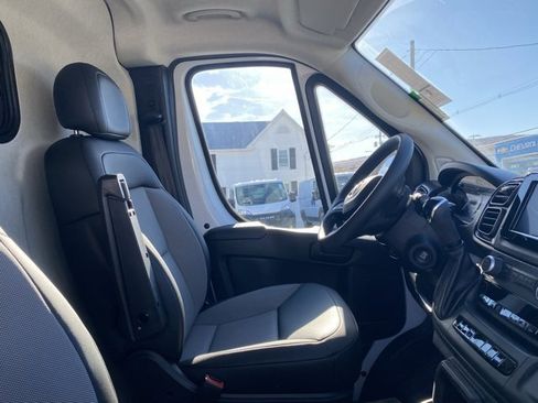 New 2026 RAM ProMaster 2500 w/ Convenience Group image 46