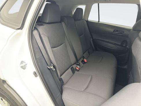 Used 2024 Toyota Corolla Cross LE AWD/4WD image 18