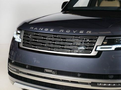 New 2026 Land Rover Range Rover Long Wheelbase SE AWD/4WD image 30