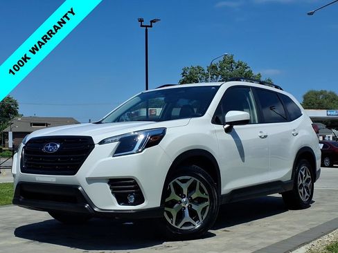 Certified 2024 Subaru Forester Premium AWD/4WD image 4
