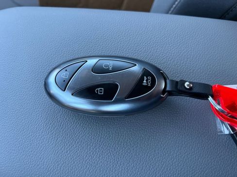 New 2025 Hyundai Elantra Sport image 17