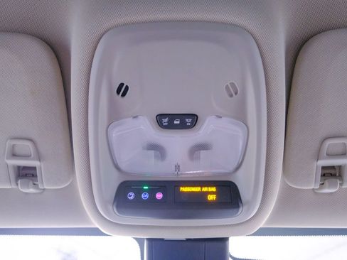 Used 2024 Buick Encore GX Sport Touring image 33