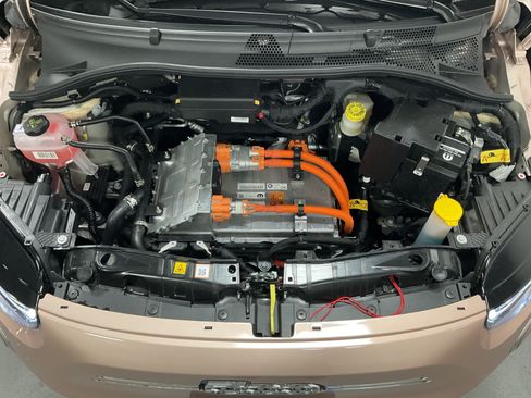 New 2026 FIAT 500 e Icona w/ Quick Order Package 21R FWD image 15