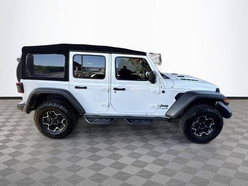 Used 2022 Jeep Wrangler Unlimited Rubicon 4xe w/ Cold Weather Group AWD/4WD image 5